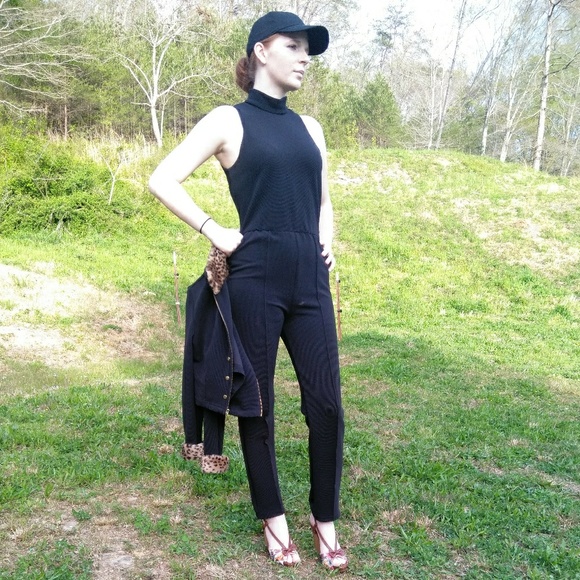 Vintage jumpsuit - Picture 1 of 8